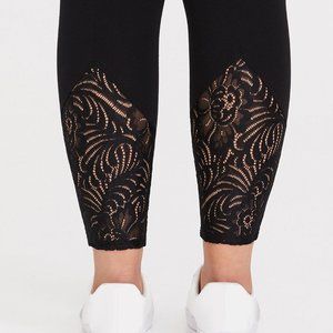 NWT torrid Black Lace Back Inset Legging